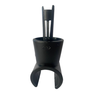 стойка с шурупом на бел фоне