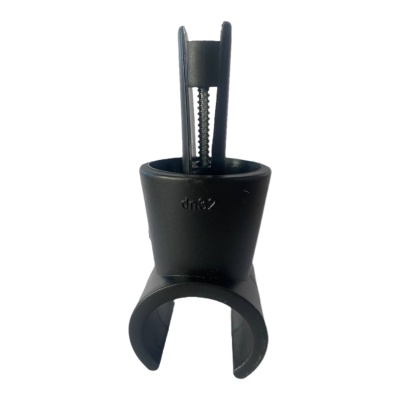 стойка с шурупом на бел фоне